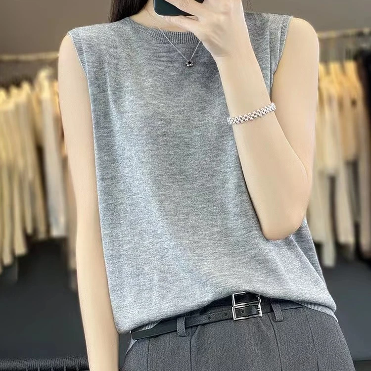 【物美价廉】一线成衣羊毛圆领女内搭针织打底衫纯色无袖遮肉背心