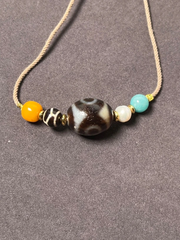 藏式正品三眼锁骨连真品玛瑙玉髓吊坠男女脖挂坠合金