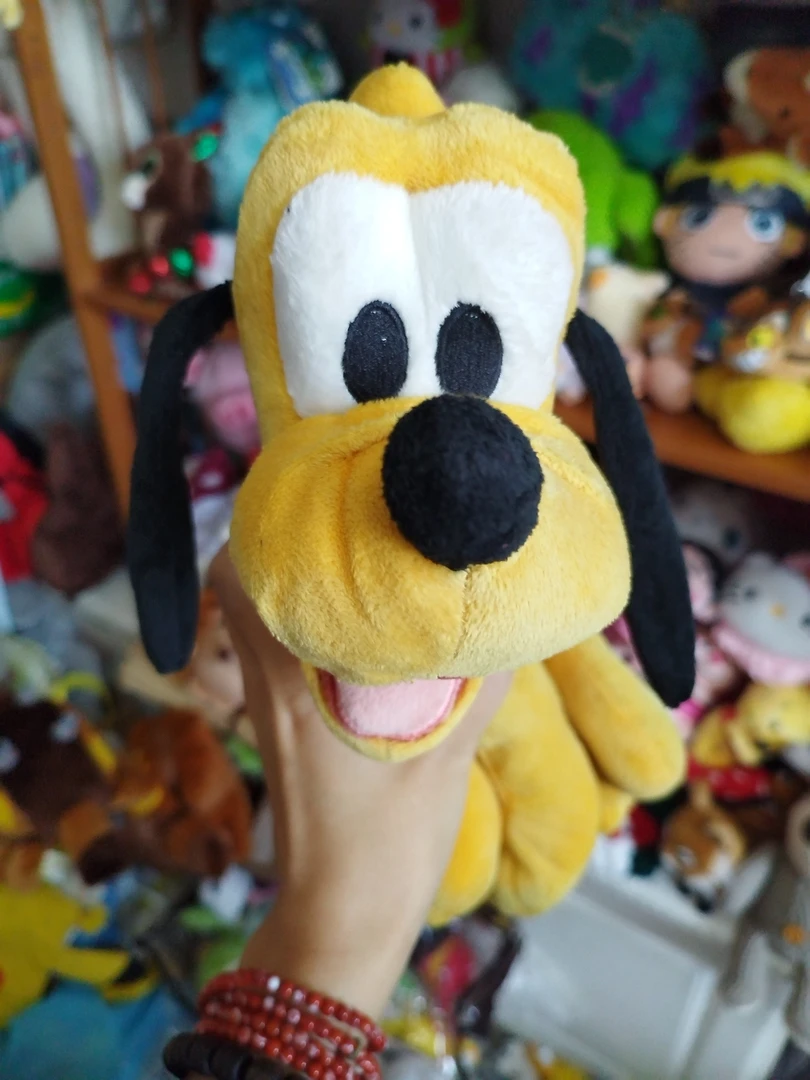 迪家布鲁托坐版玩偶