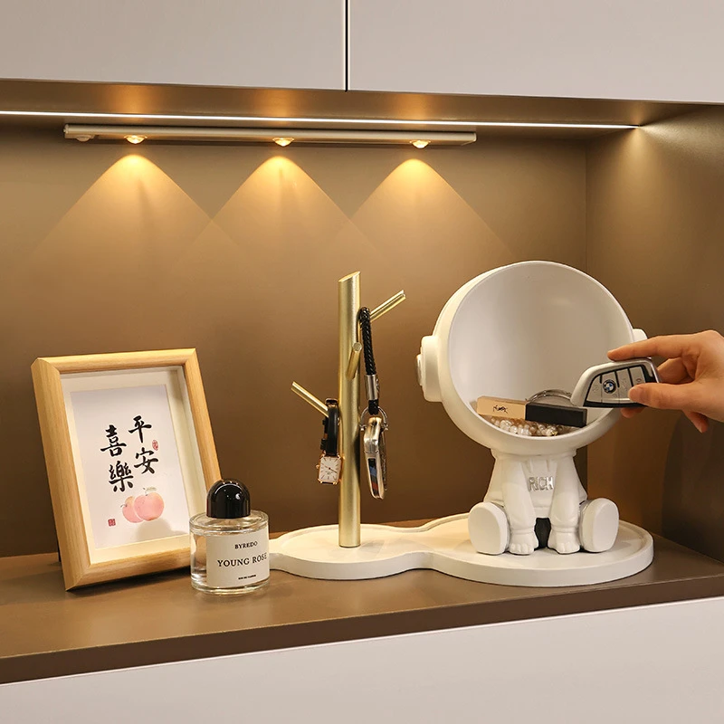 宇航员入户玄关钥匙收纳摆件家居装饰品客厅置物乔迁新居礼品