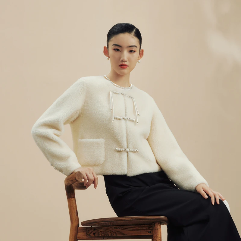 【千颂妮专享】LIME/莱茵中式盘扣羊剪绒大衣LDFD9ATHC801