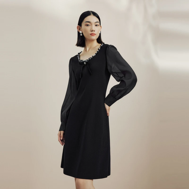 【粉丝专属】【织镜寓言】法式大领口钉钻连衣裙黑色LMFC6BKOP901