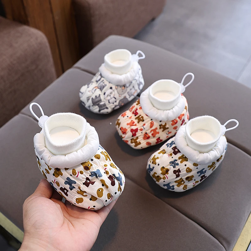 婴儿加绒加厚保暖棉鞋秋冬季软底防掉新生儿宝宝鞋