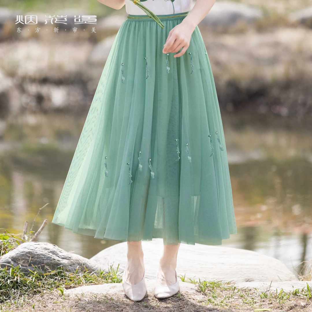 烟花烫半身裙 2025夏季新款女装清新气质复古显瘦减龄半身裙 思宛