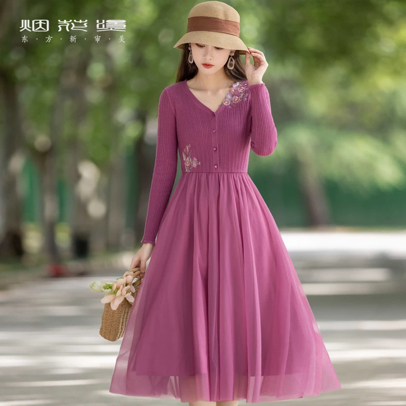 针织连衣裙 2024春季新款气质假两件收腰显瘦绣花弹力仙女裙 妙滢