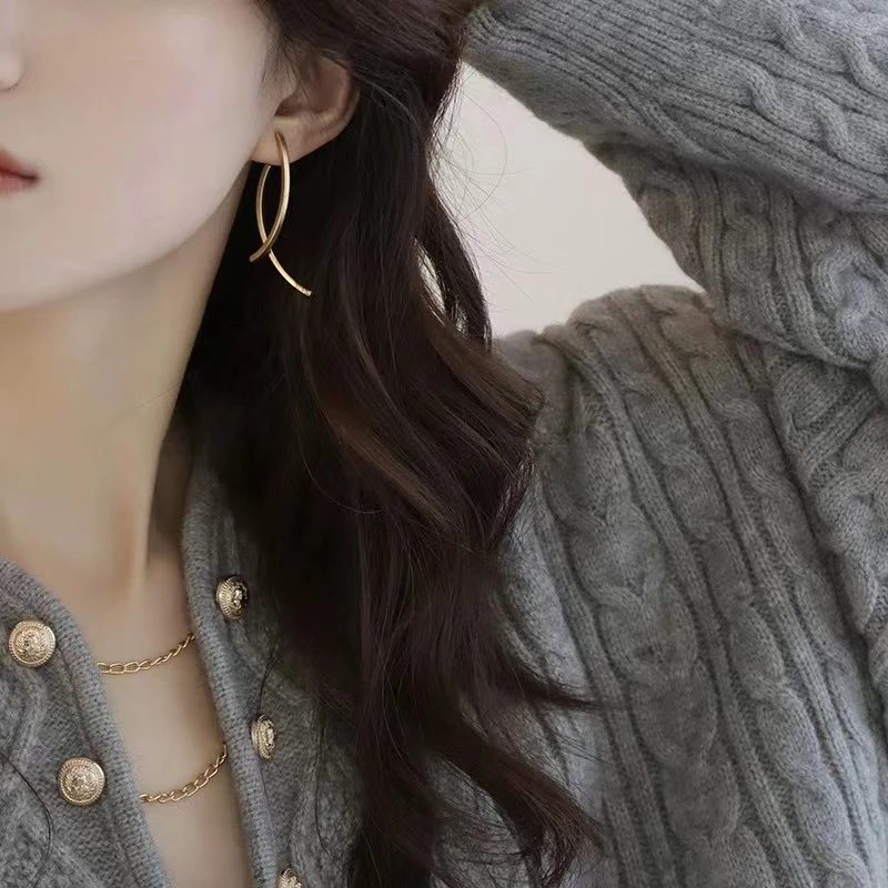 合金耳饰 长款几何线条交叉设计感流苏耳钉冷淡风显脸瘦耳环女