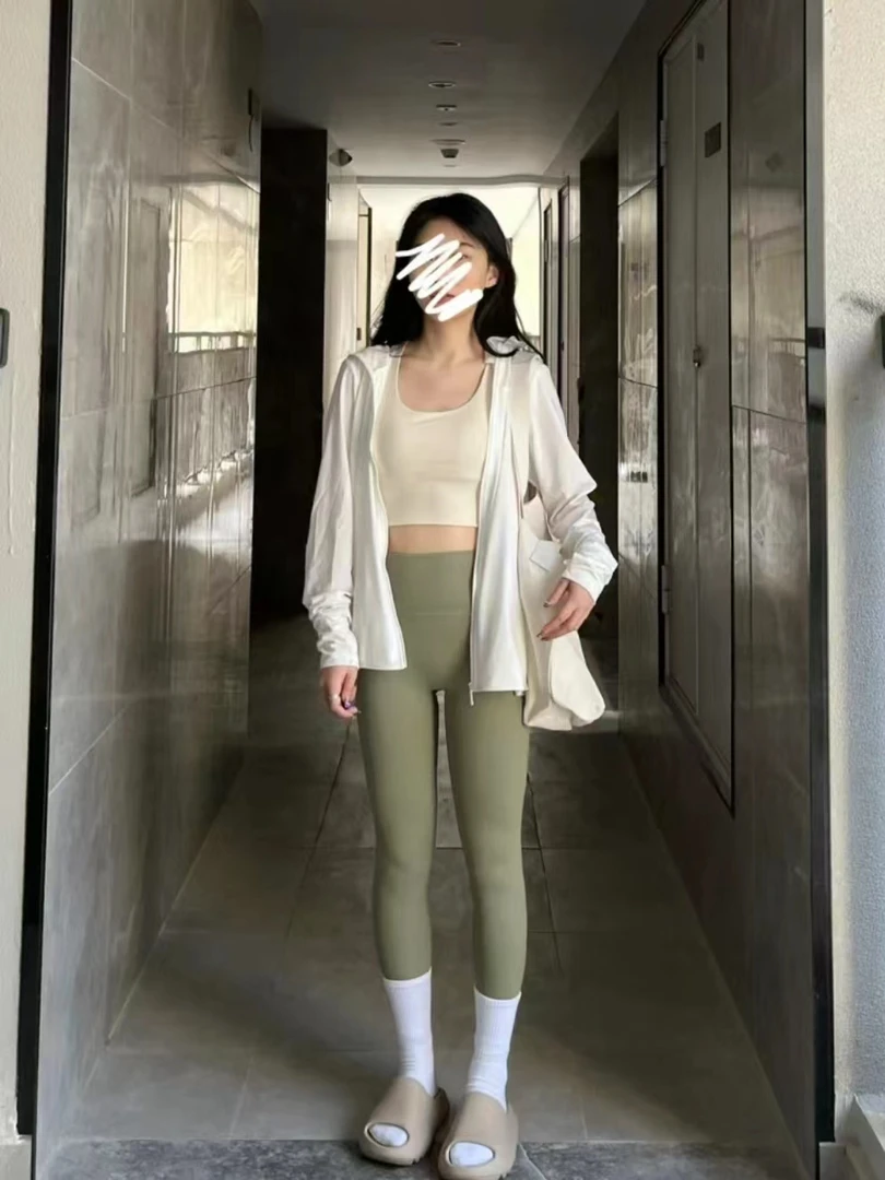 品高货瑜伽服 D800-900