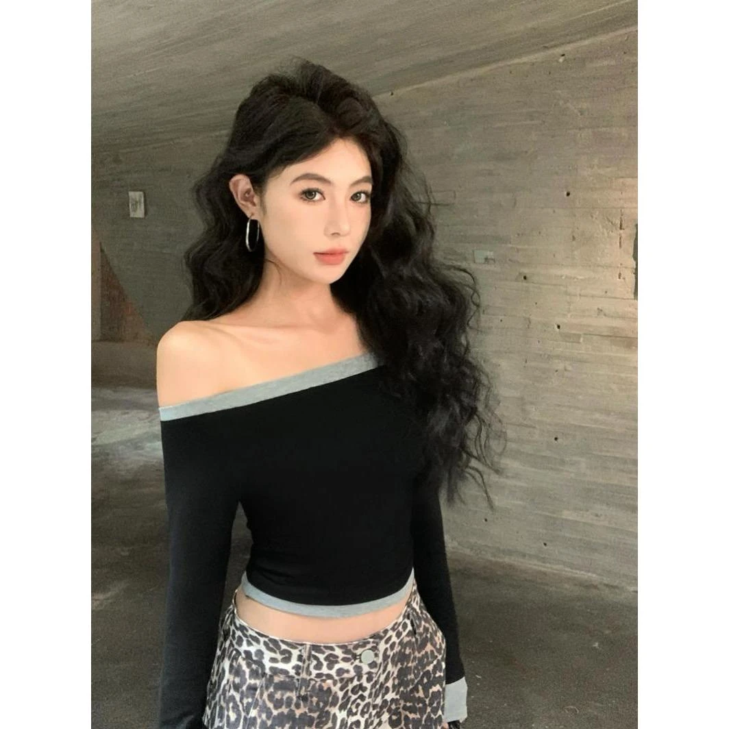 辣妹拼色一字肩T恤女装秋季性感露背紧身长袖短款打底衫弹力上衣