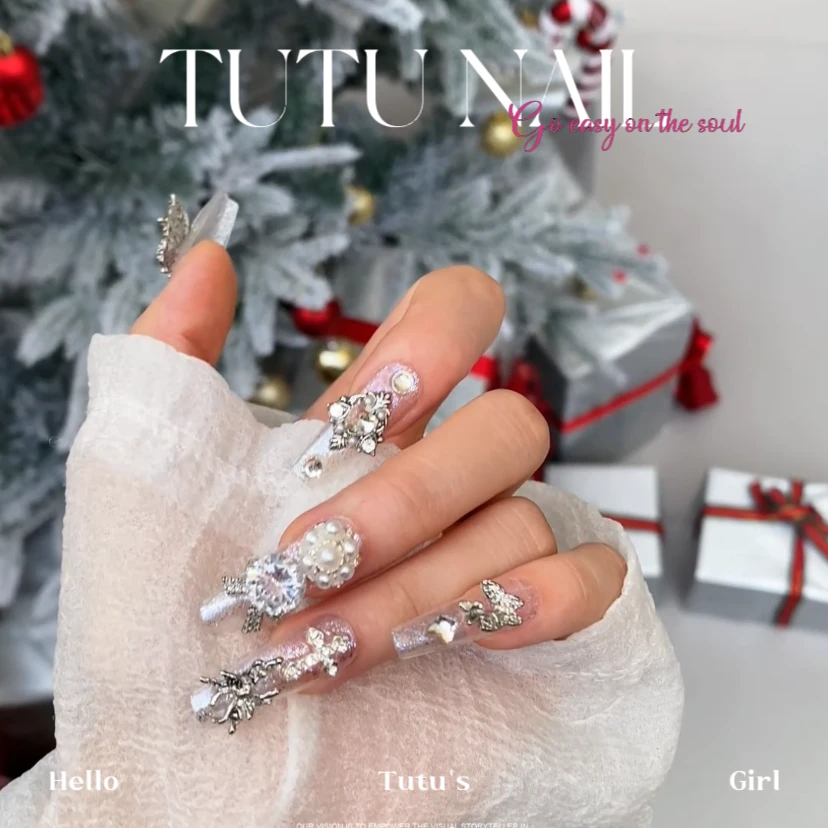 【白雪公主】TUTU NAIL手工穿戴可拆卸美甲重工纯欲风长T尖透白婚甲