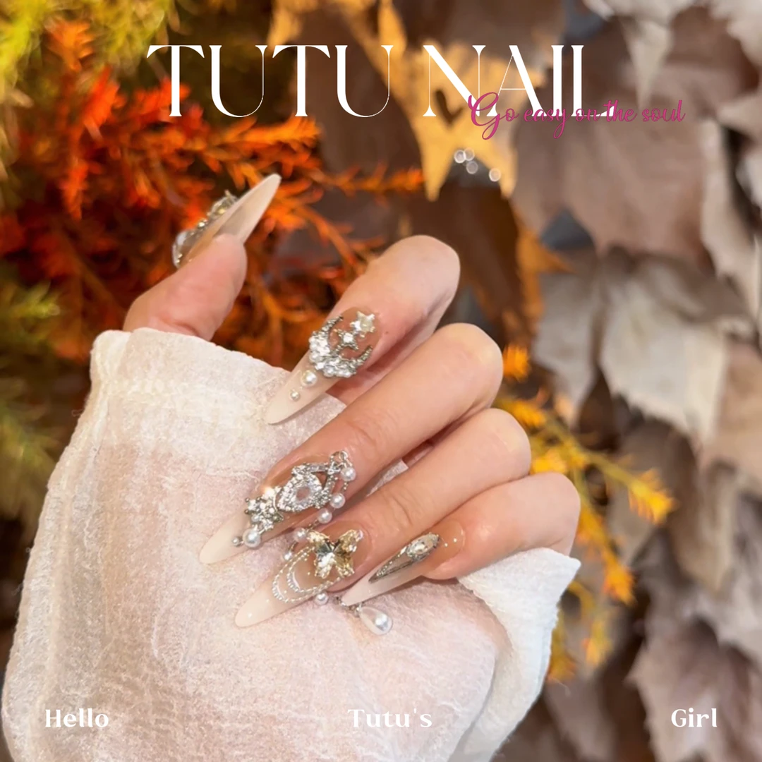 【糖炒栗子】TUTU NAIL手工穿戴美甲返潮复古链条渐变秋冬显白温柔