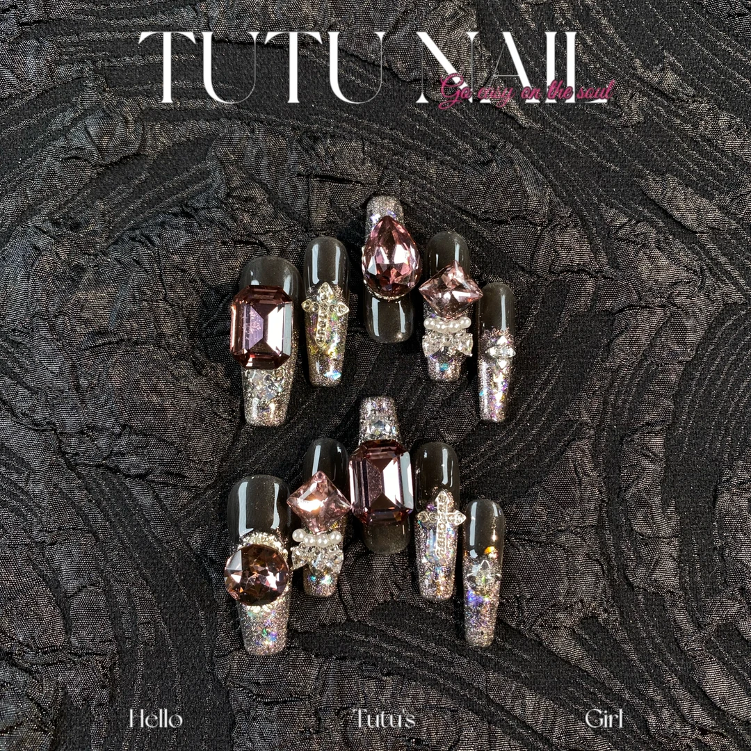 【魔盒】TUTU NAIL手工穿戴甲可拆卸美甲重工赠品长T甲黑红紫爆闪