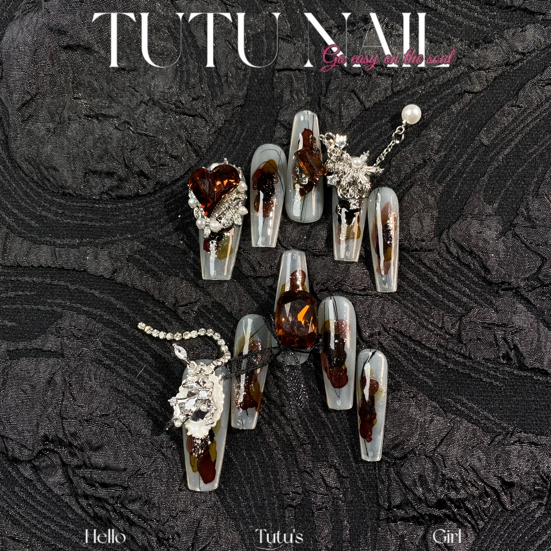 【卡布奇诺】TUTU NAIL手工穿戴甲可拆卸美甲重工赠品长T晕染秋冬
