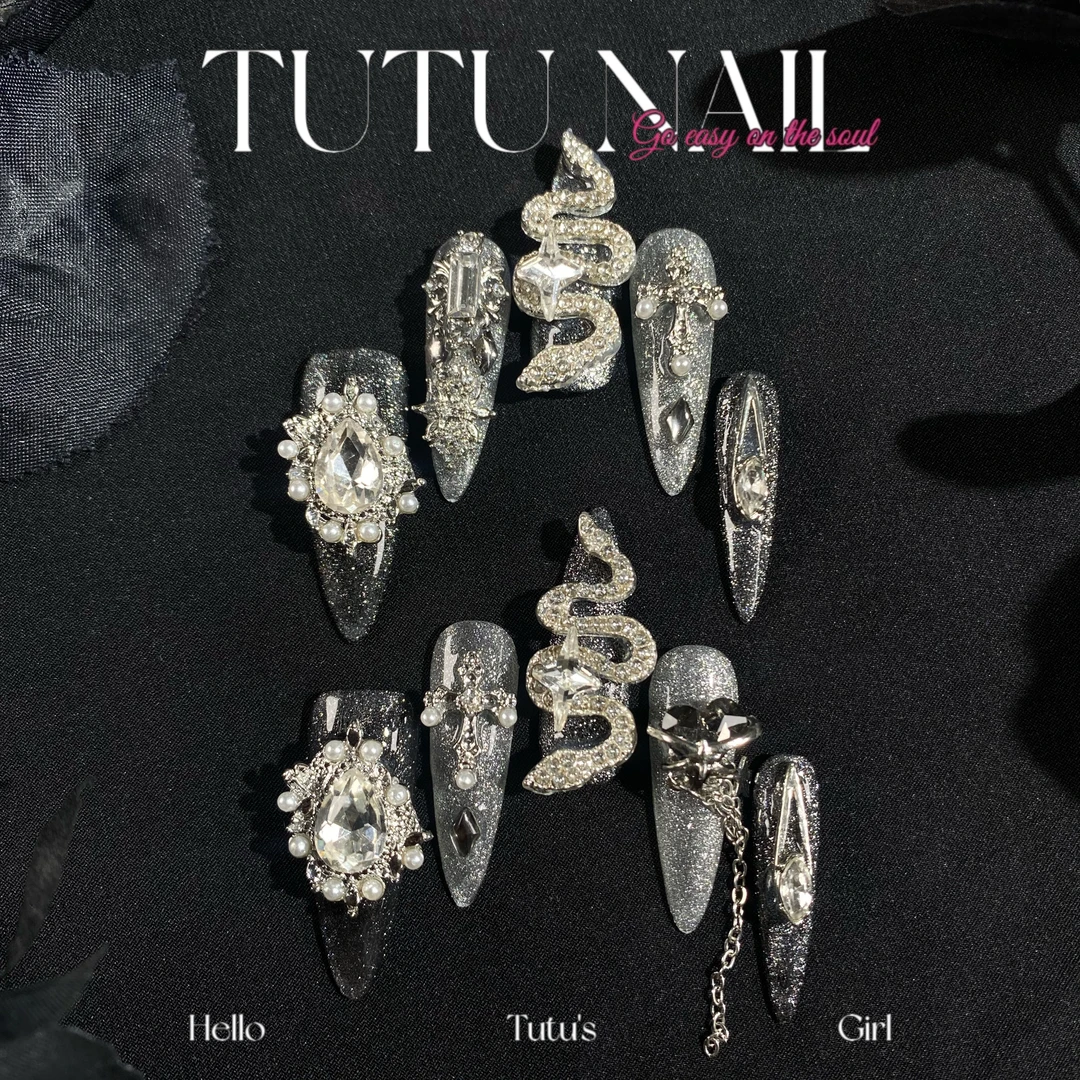 【天蝎座】TUTU NAIL手工穿戴甲可拆卸美甲重工长T尖黑银猫眼星座蛇