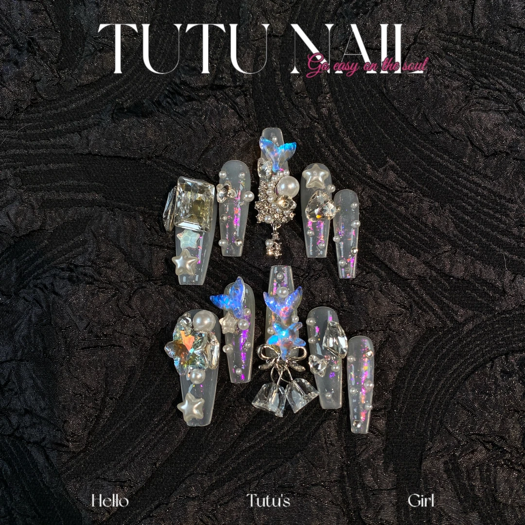 【小铃铛】TUTU NAIL手工穿戴甲可拆卸美甲重工奢华透白色爆闪长T