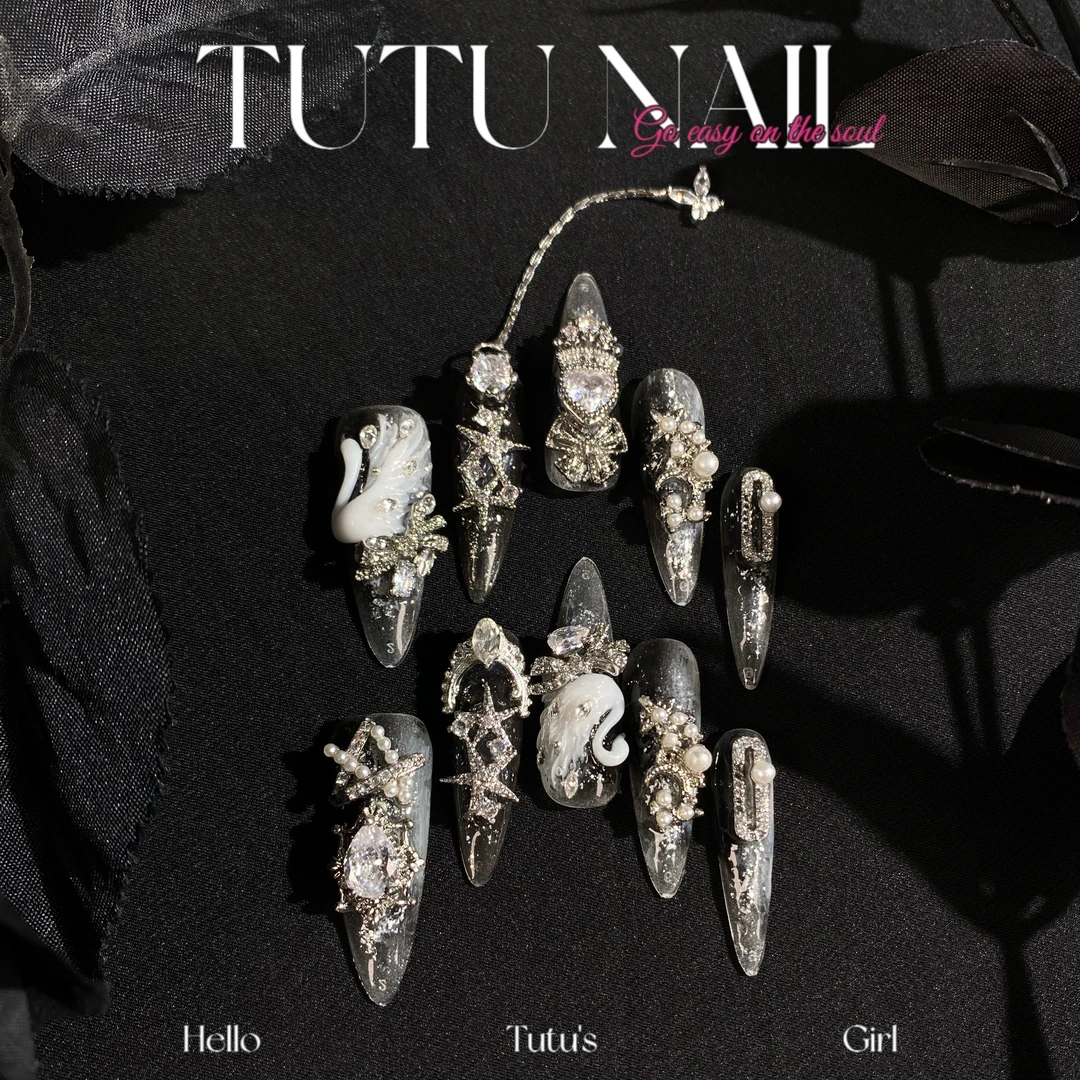 【黑天鹅】TUTU NAIL手工穿戴甲可拆卸美甲奢华重工超长T尖黑白链条