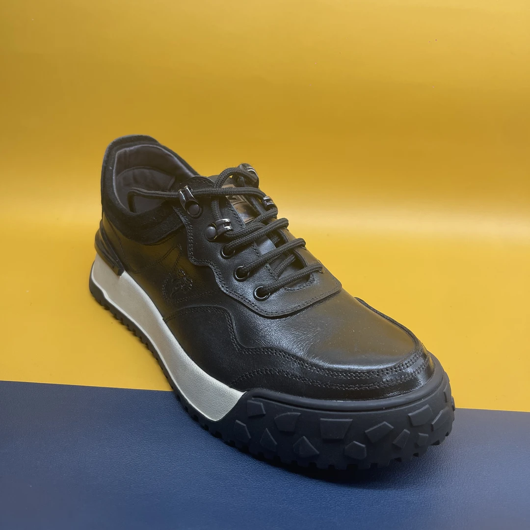 2024年新款休闲男皮鞋系带厚底透气舒适