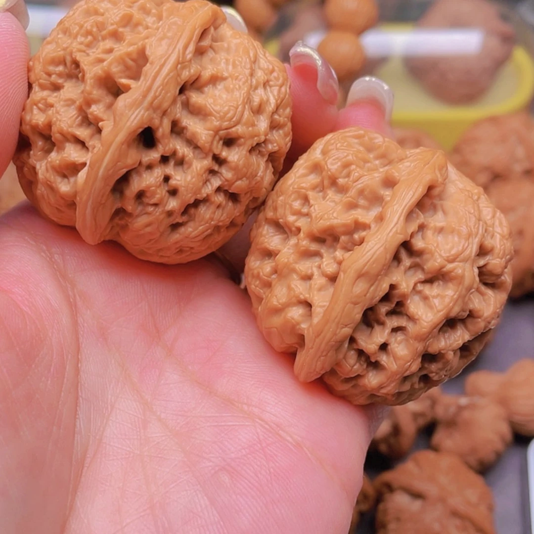 【闪购商品】桃核吊坠40+华北将军