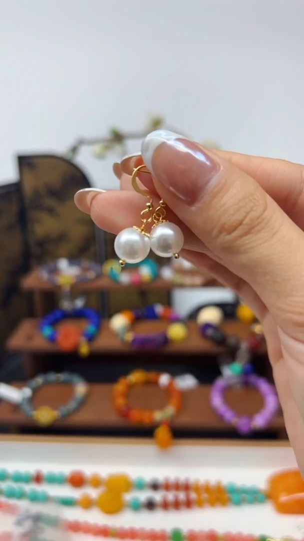 【闪购商品】玛瑙/玉髓耳饰14K金镶嵌耳钩E451