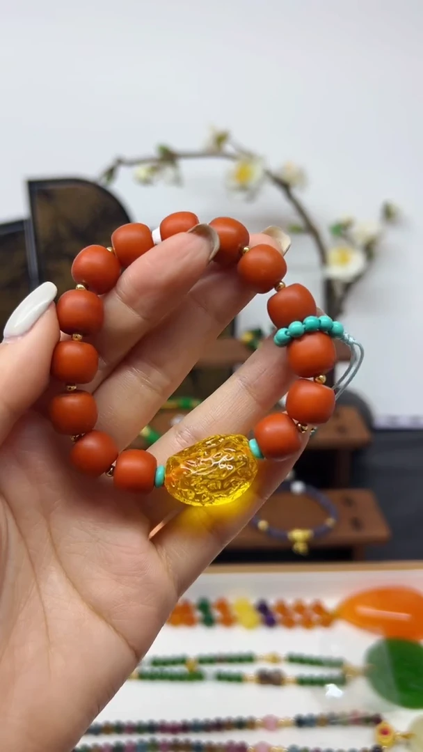 【闪购商品】蜜蜡手串未镶嵌手串S152