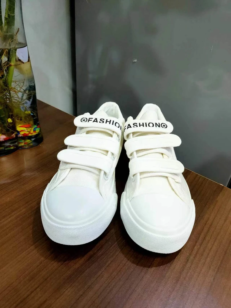 偏小一码魔术贴不系带懒人鞋夏季透气男士经典时尚潮流运动牛筋底