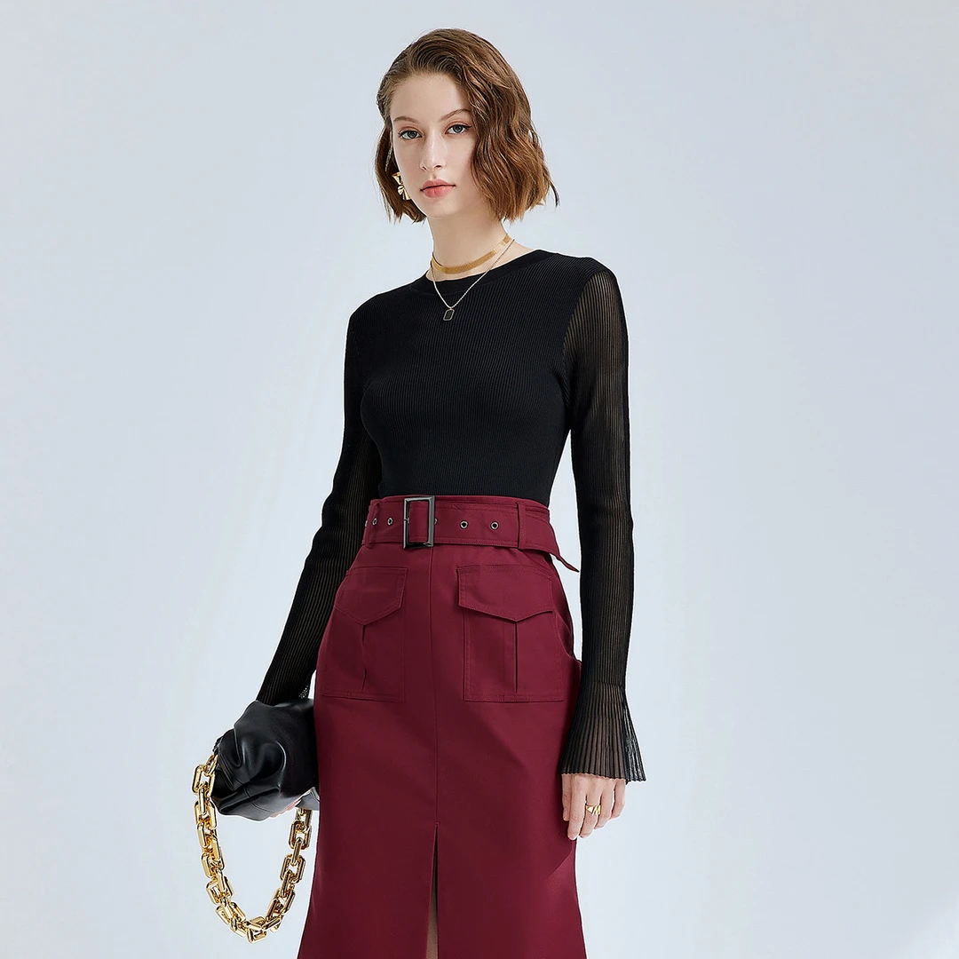 曼德诗40时尚拼接春季百搭修身显瘦圆领喇叭袖套头衫730718-91564