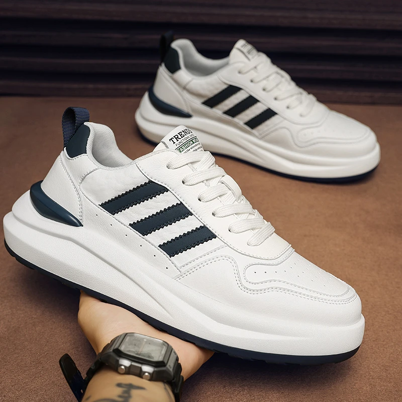 秋冬爆款男鞋轻便软底男士休闲板鞋百搭新款小白鞋厚底增高运动鞋