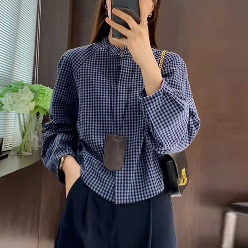 韩系显瘦遮肉大码格纹长袖衬衫女时尚立领小众通勤职业外穿上衣潮