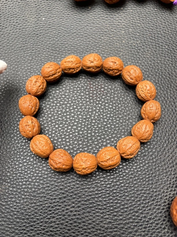 野生核桃小尺寸.光头，八楞，全品