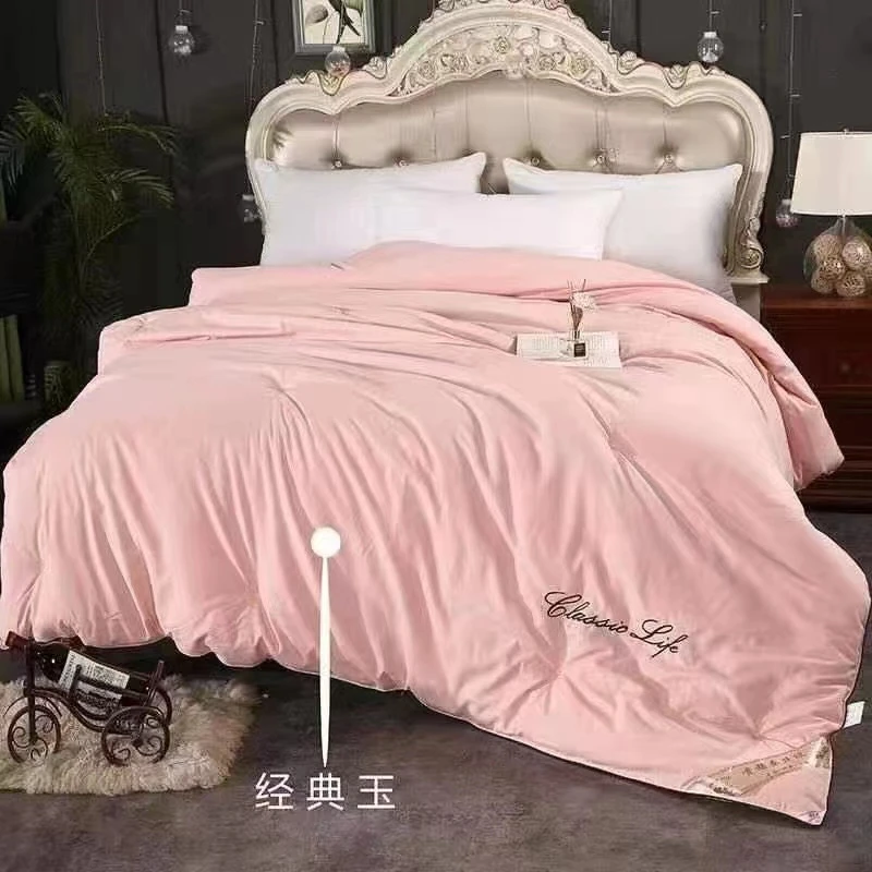 【百色服饰店厂家直销】床上用品四季被加厚冬被高档亲肤绣花