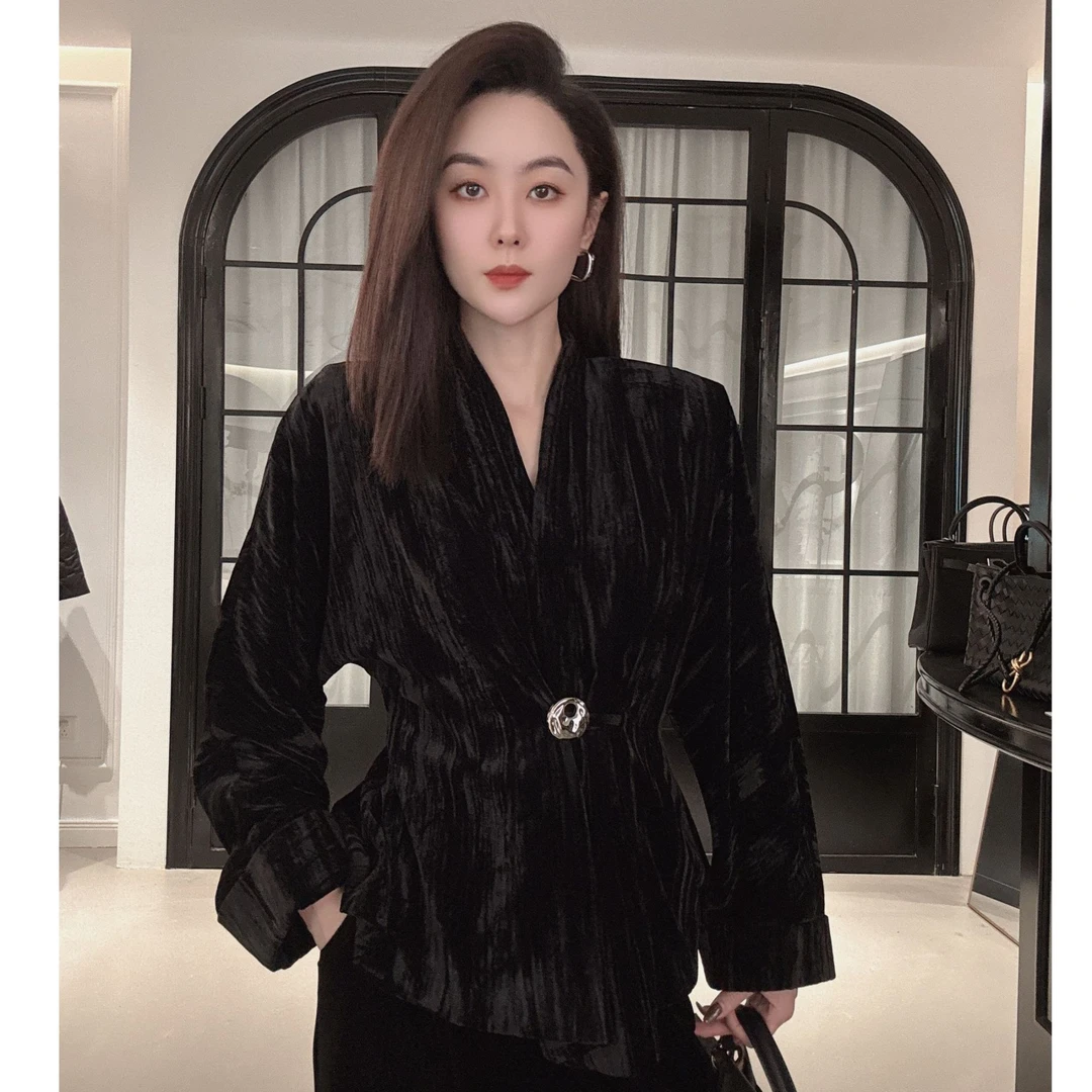 慕兰繁浮秋季新款原创气质高级慵懒丝绒V领显瘦外套衬衫ML-281039