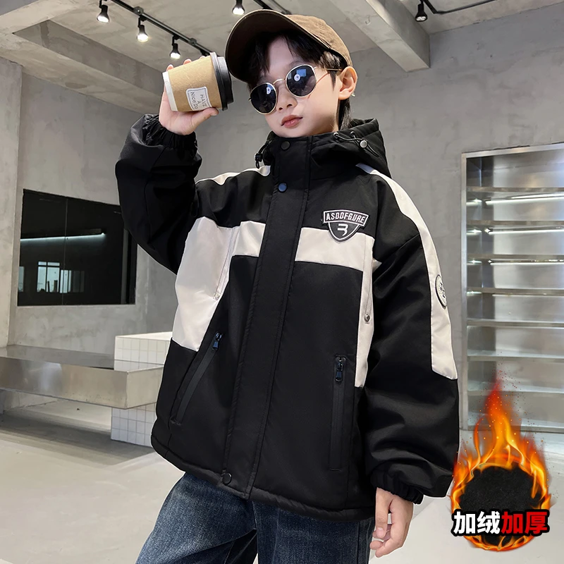 男童秋冬装加绒休闲2024新款6-12岁儿童连帽冲锋衣男孩帅炸街潮款