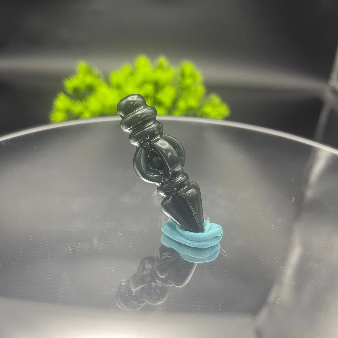 和田玉青玉镂空挂件