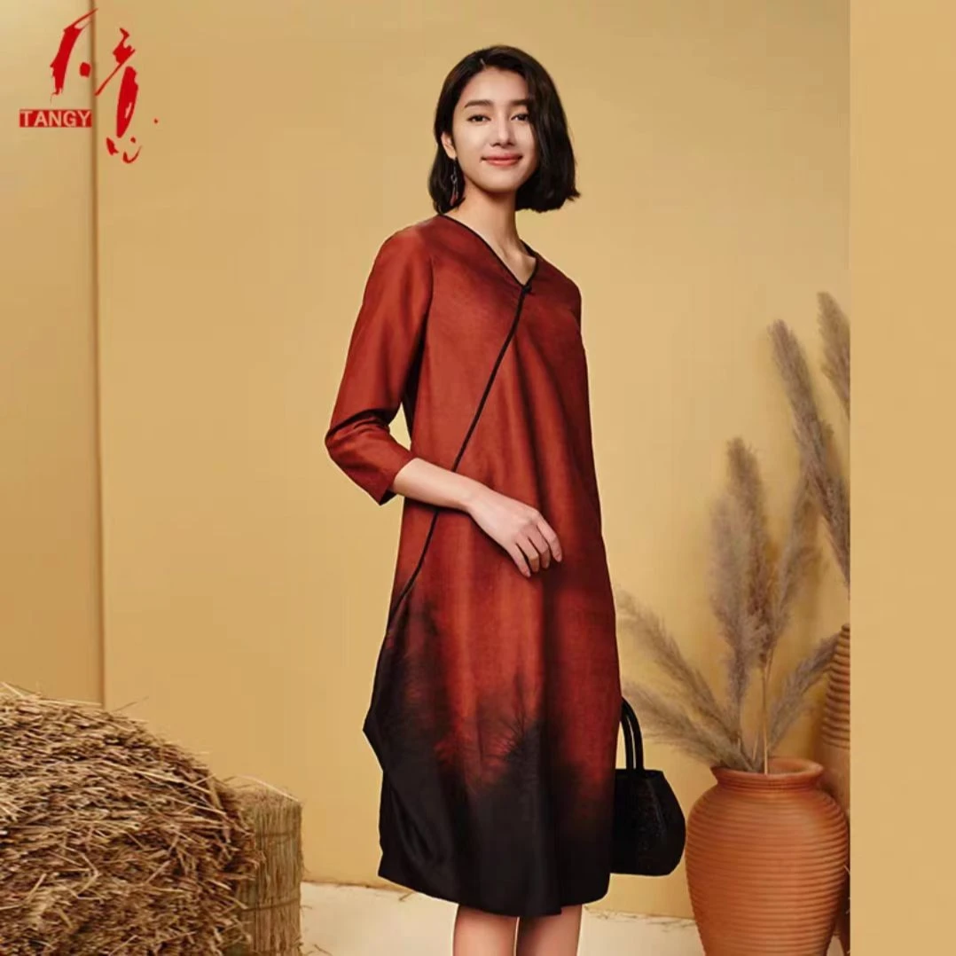 TANGY/天意2023年秋冬新品香云纱V领印花真丝莨绸连衣裙2233803