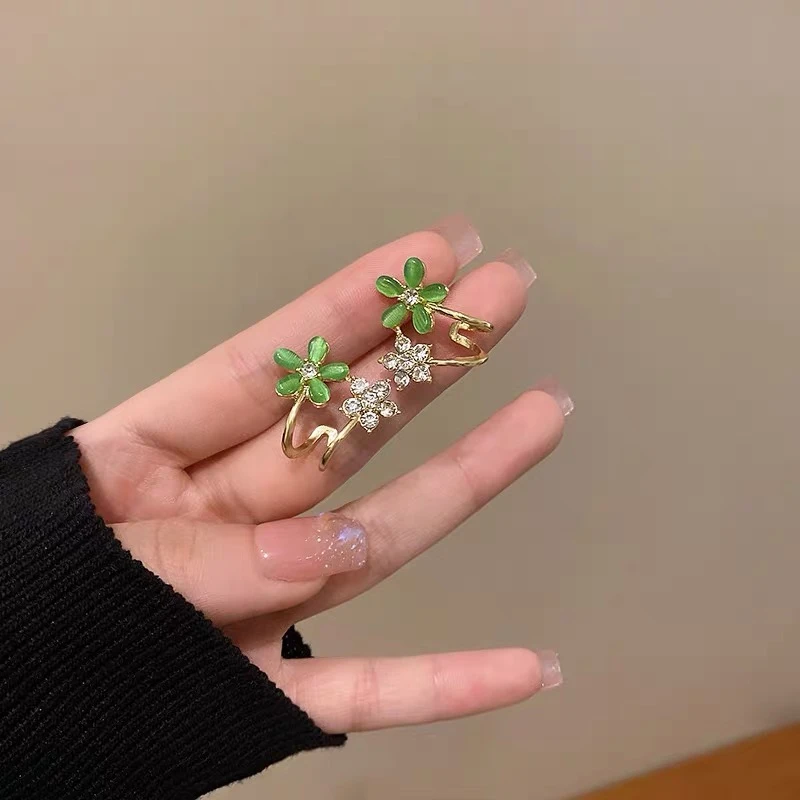 铜合金耳饰 韩系网红爆款小众设计感花朵高级甜美果绿色耳钉F295