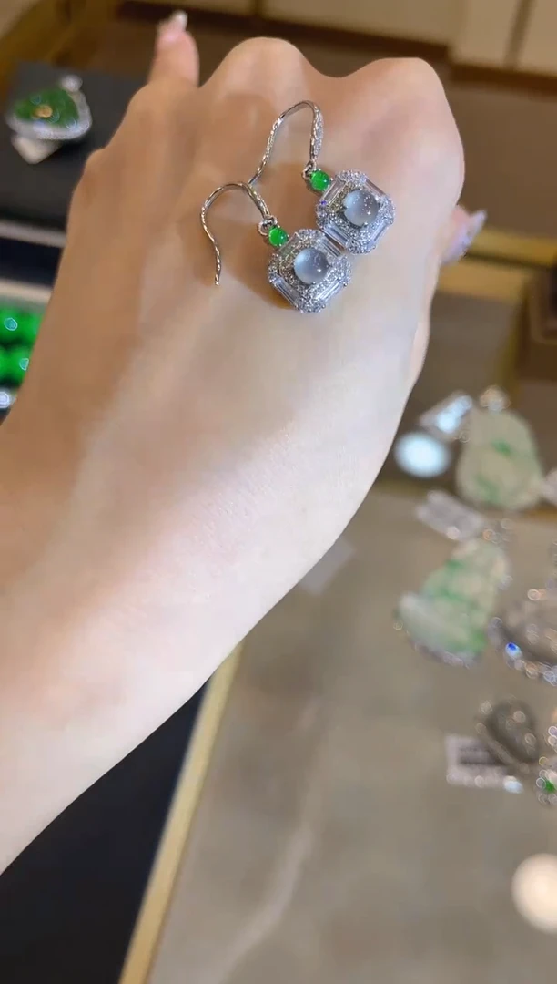 【闪购商品】翡翠耳饰银S925镶嵌团购多样性发货只发一件