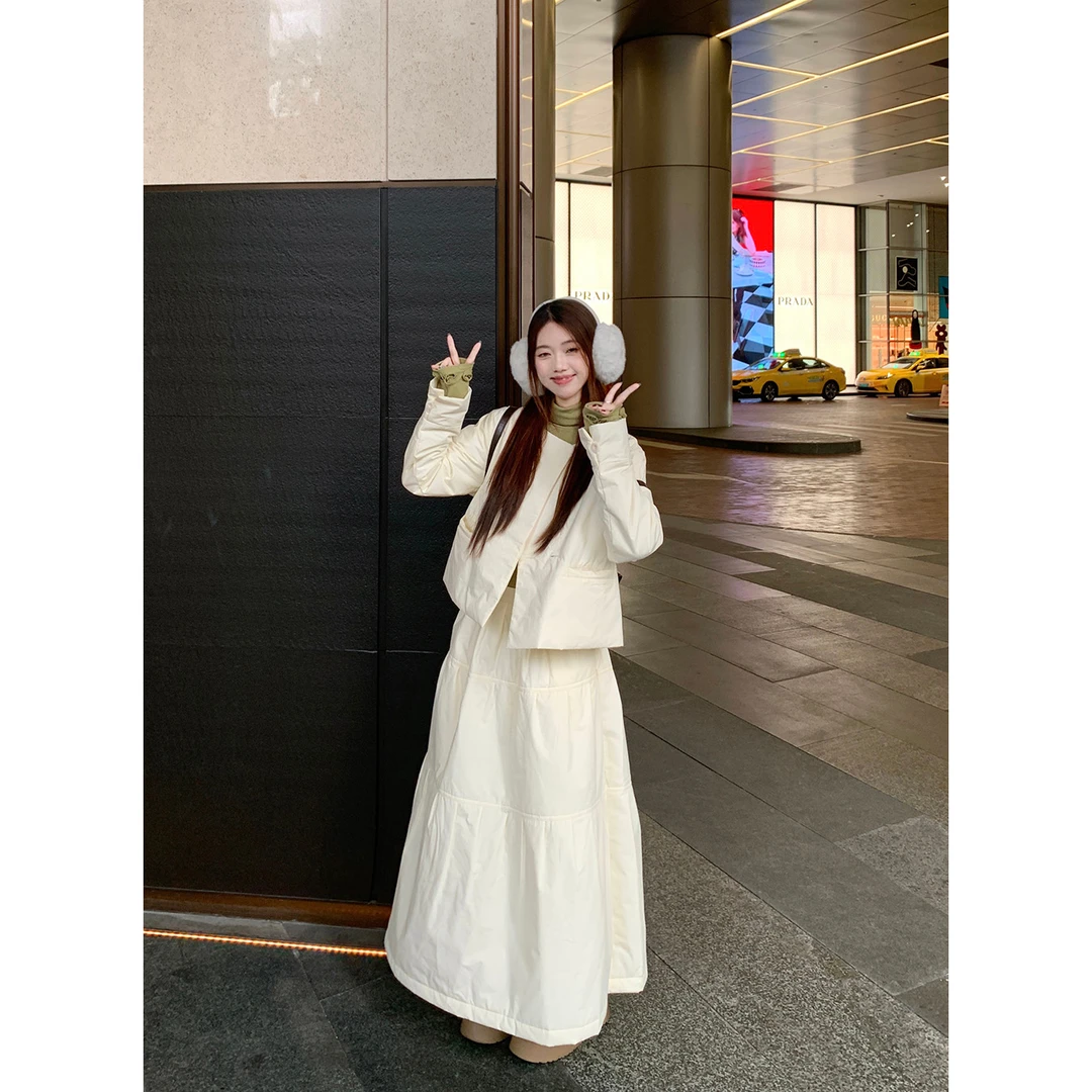 韩系夹棉短款长袖棉服外套高领打底T恤半身裙女2025冬季时尚套装