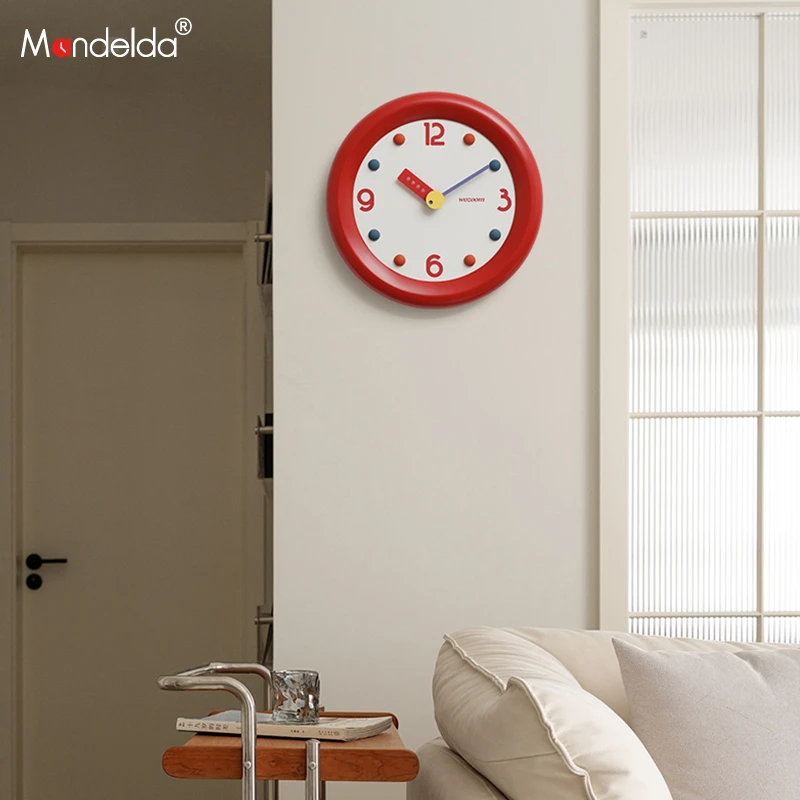 Mandelda免打孔创意简约挂钟2024新款家用客厅时钟轻奢钟表挂墙