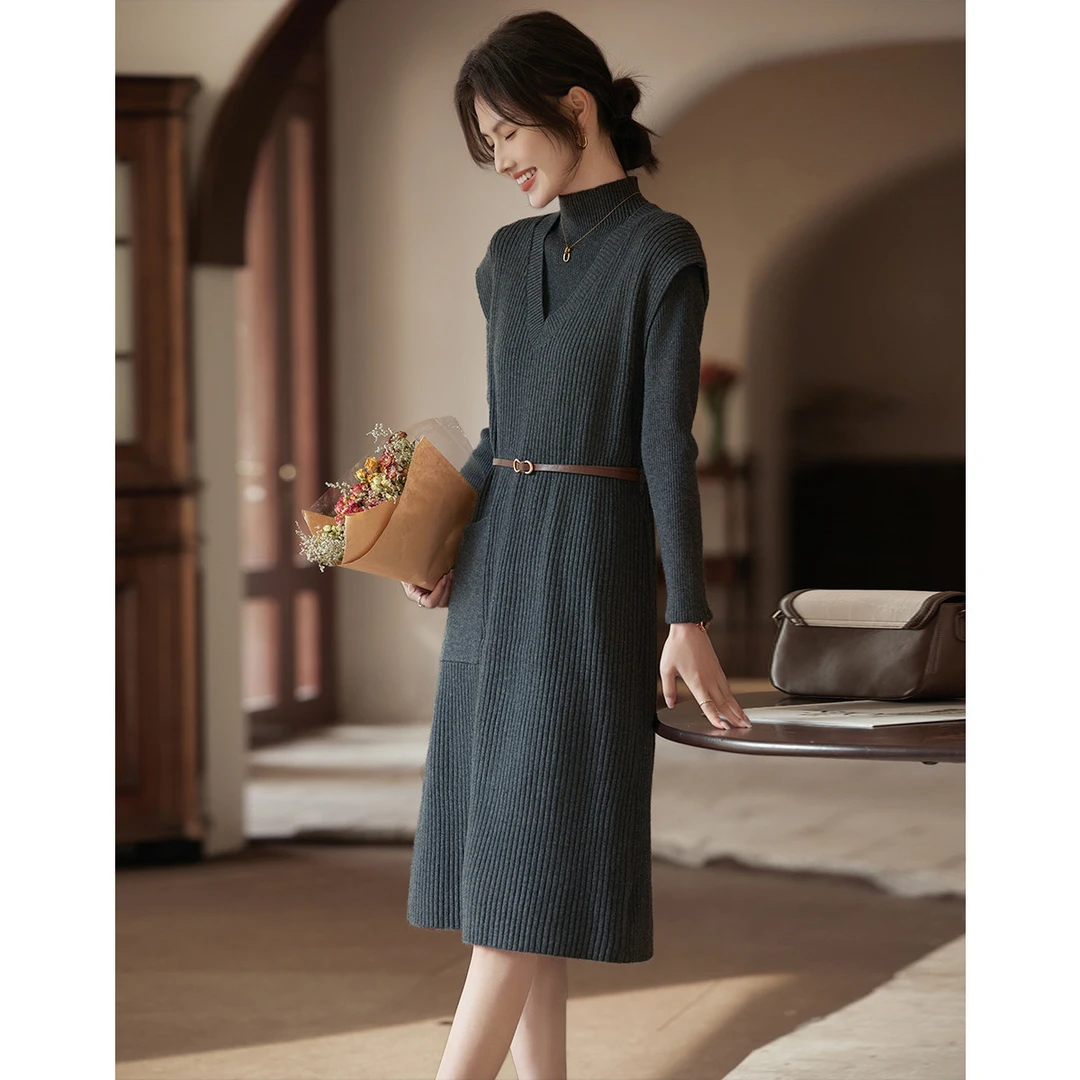 尚静V领背心裙针织套装2024冬季新款半高领针织衫针织连衣裙套装