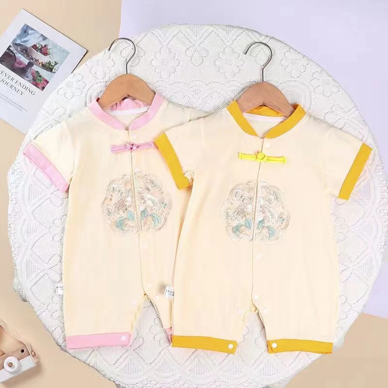 男女童四季衣服  微瑕 介意勿拍