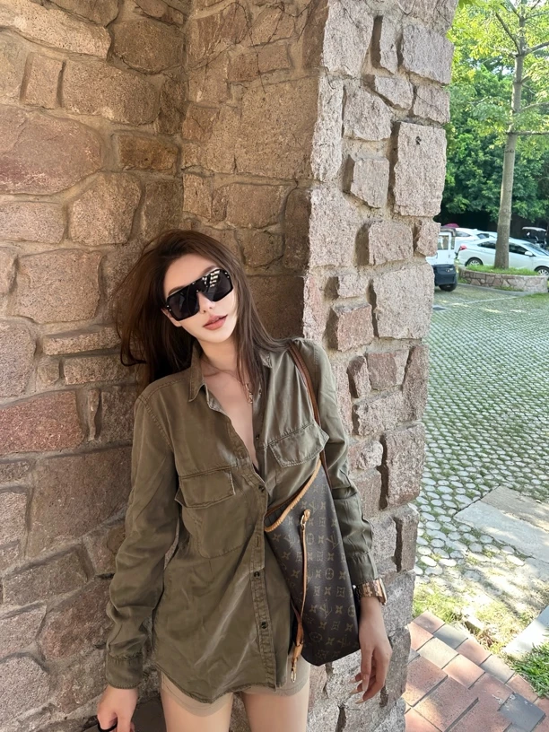 【粥粥高级定制】复古松弛感柔软工装军绿衬衫显瘦衬衣休闲宽松