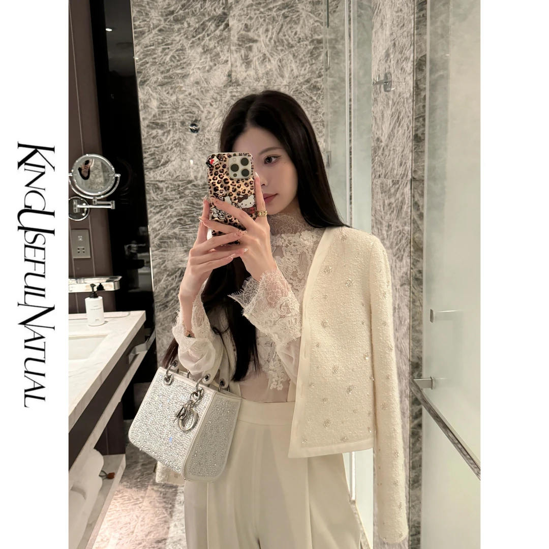 KUN  【白露落霜】 贵气十足 手工花朵型钉珠羊毛小香短款上衣外套