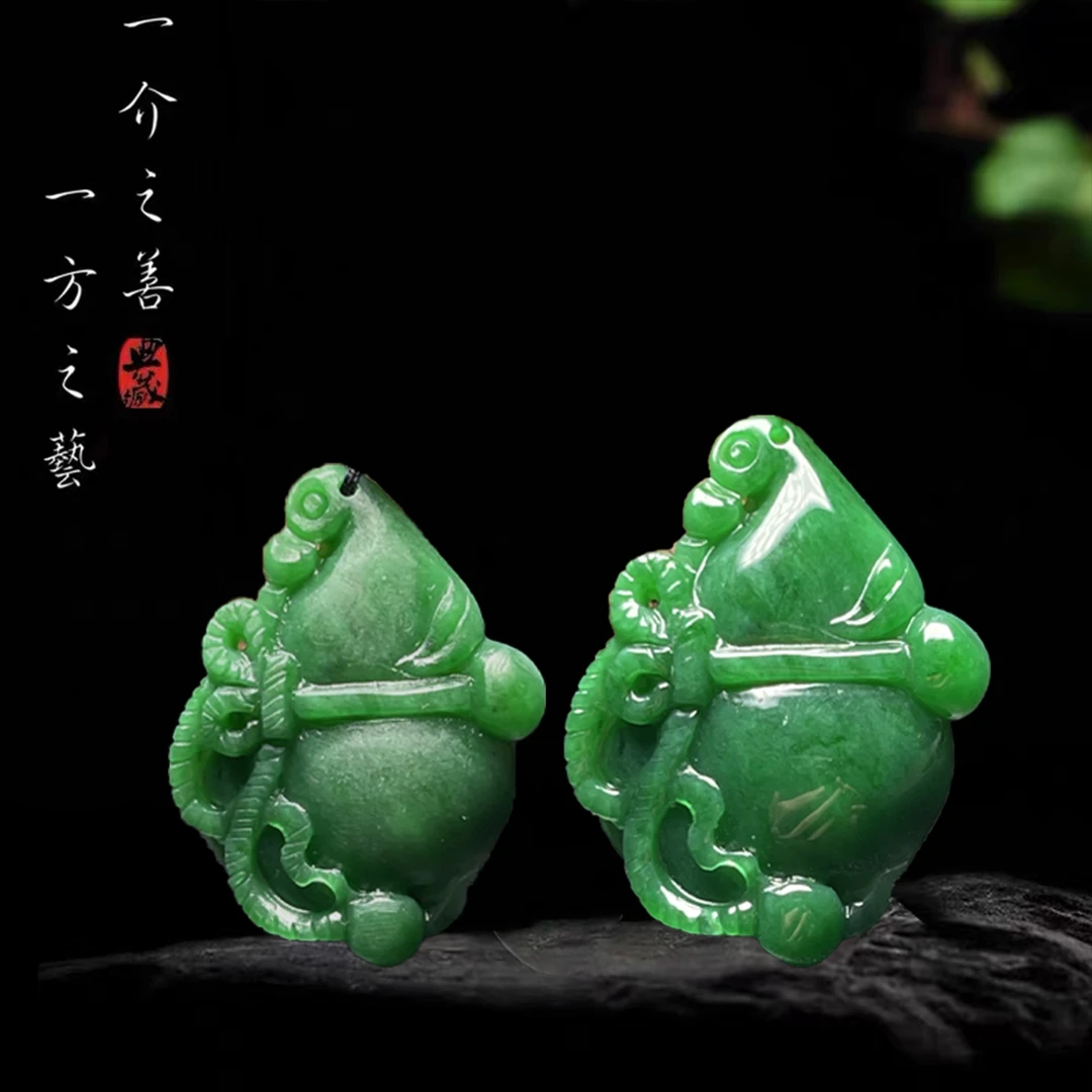 【已结缘】合一堂翡翠工作室定制展示：糯冰辣绿色《葫芦双全》产品