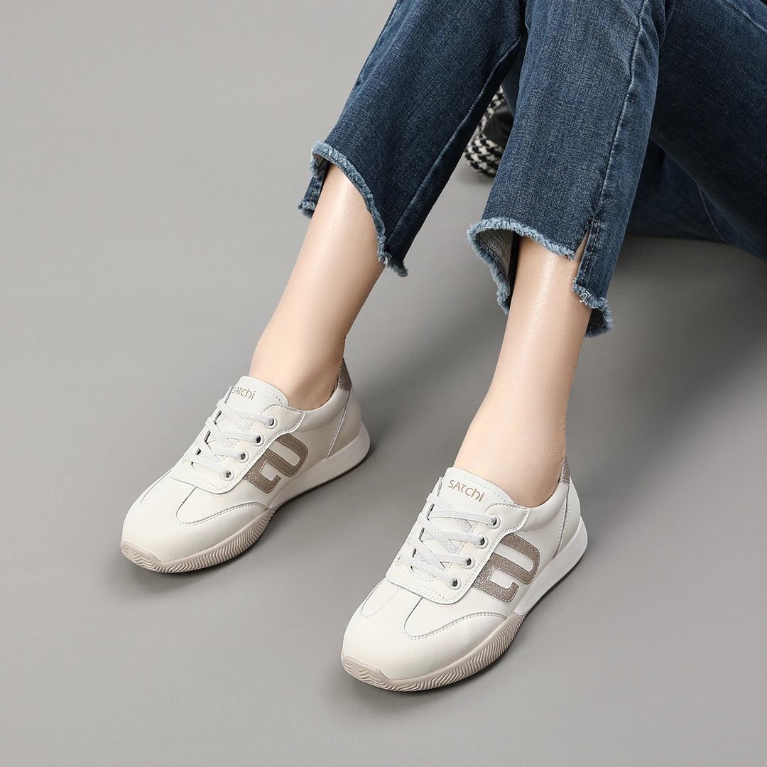沙驰【百搭德训鞋】时尚软底平底休闲运动鞋舒适日常女鞋