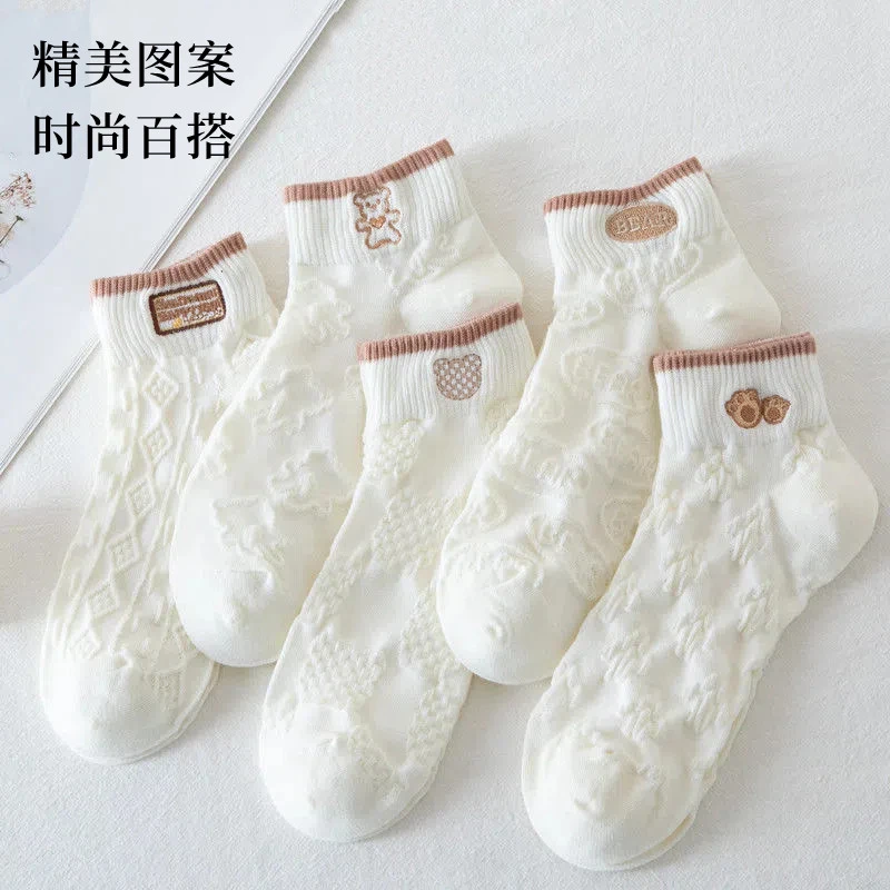 袜子女夏季薄款短袜低帮船袜日系jk白色ins百搭可爱卡通小熊袜子