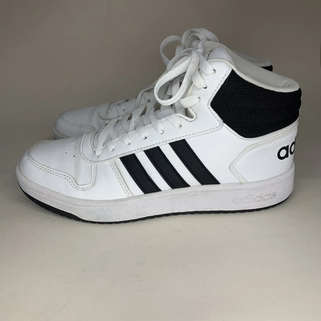 41码二手adidas 阿迪达斯经典 防滑耐磨 休闲鞋 高帮休闲