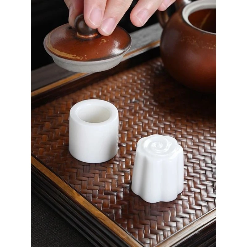 羊脂玉白瓷祥云盖置陶瓷家用功夫茶具茶道镇纸配件盖碗壶盖托摆件