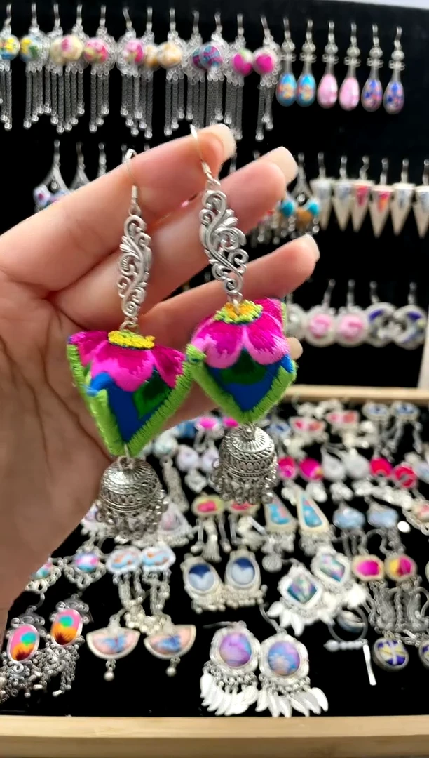【闪购商品】织绣纯手工非遗苗银饰品