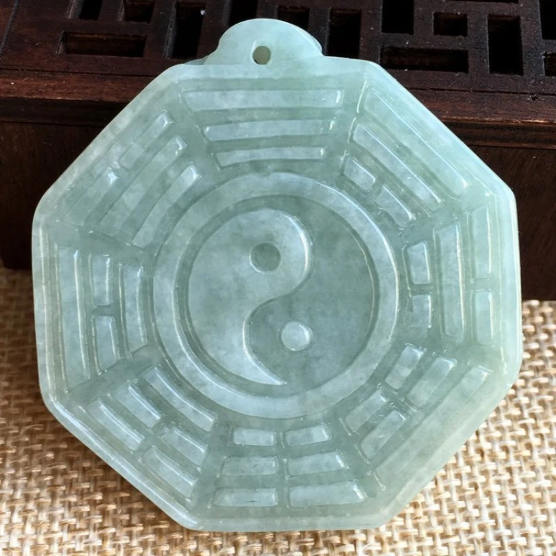 正品天然缅甸A货翡翠大号双面玉八卦吊坠玉石雕刻挂件项链玉佩