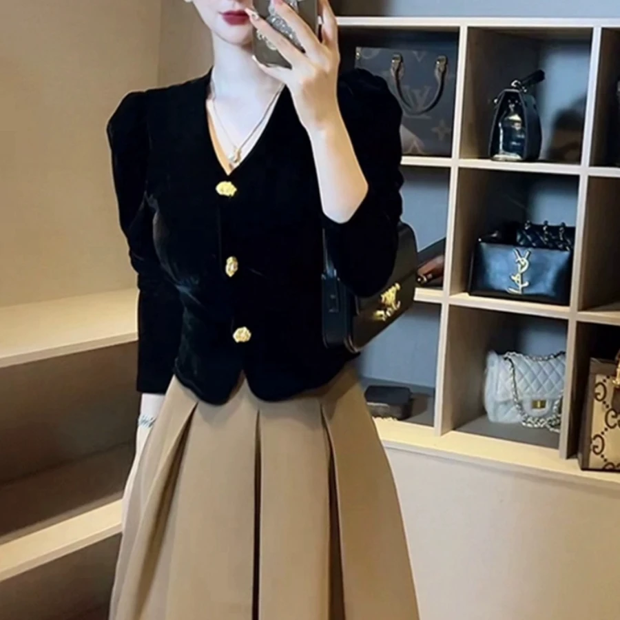 法式轻熟风丝绒V领衬衫女秋季新款修身短款长袖衬衣名媛气质上衣