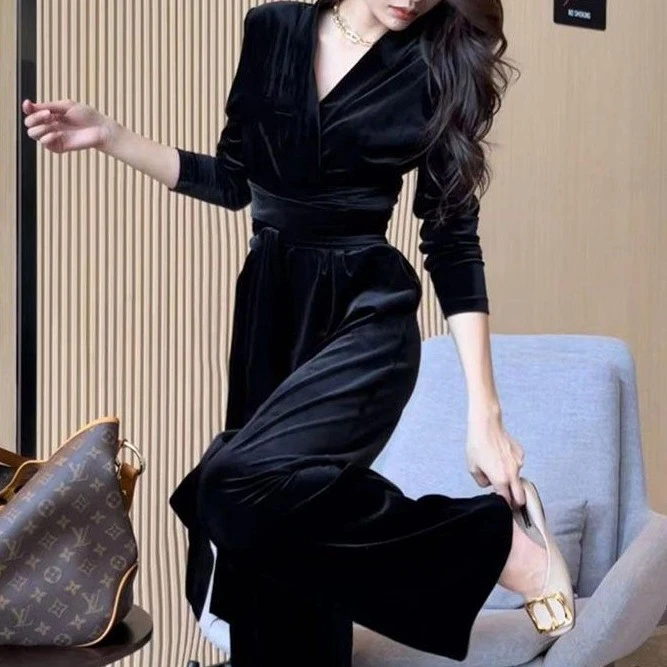 欧货气质金丝绒连体裤2022秋季新款V领绑带收腰显瘦黑色阔腿长裤